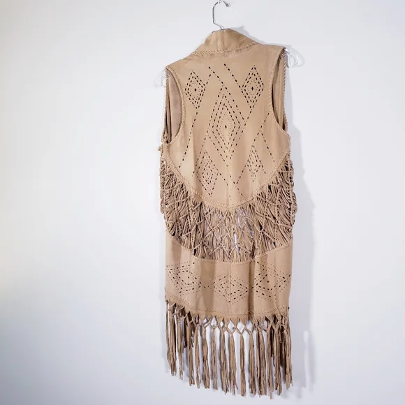 Mahiya Nomad Suede Fringe Vest Tan - Picture 11 of 17